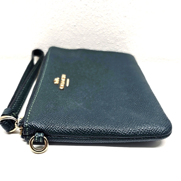 Coach Hunter Green Corner Zip Wristlet C6878